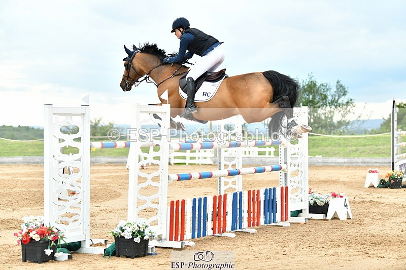 230720A-153231-03918 - Cls 9, 2 Star Big 1.40m Start to break