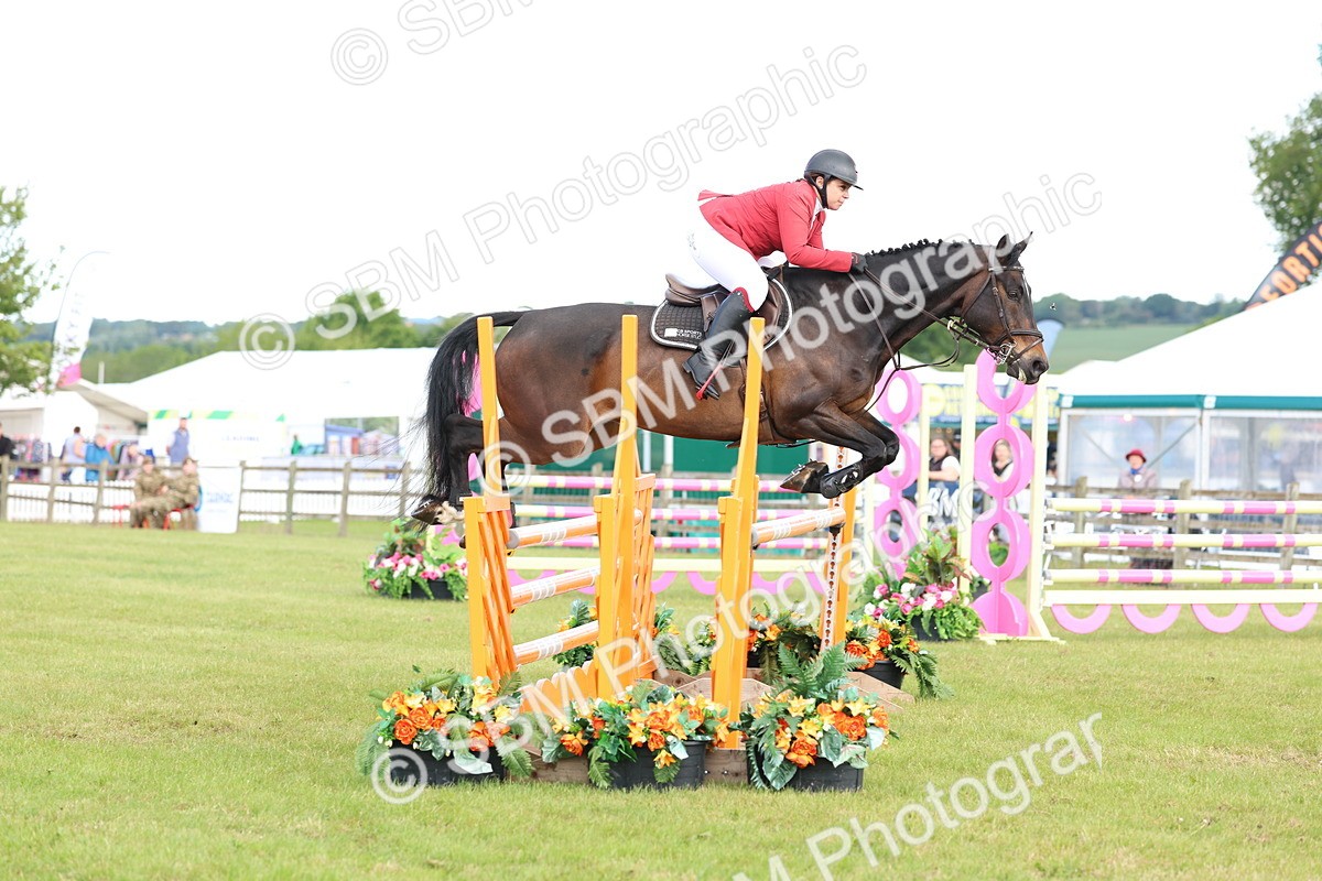 SBM_13463 - Class 206 - Senior Newcomers - 1.10m Open