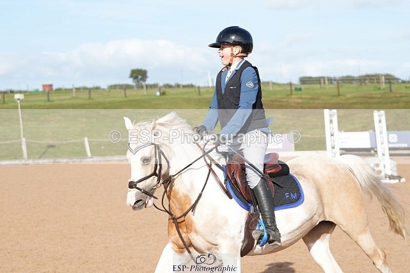 260926-155915-01349 - Cls 13 70cm Speed Derby