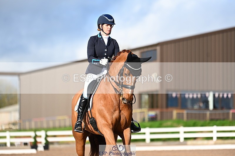 240218A-155419-09256 - 219-Jessica.Davies-Kadanz.II