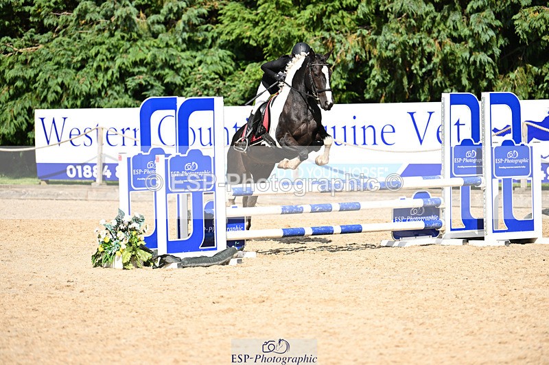 240824X-154118-29729 - 80cm Round 2 15.30 to 16.50