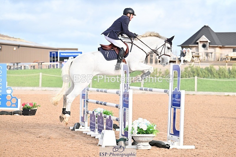 251005-101622-02711 - Cls 15 Foxhunter and 1.20m
