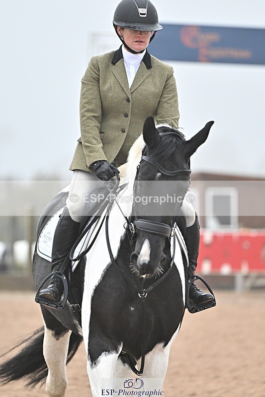 241103A-112448-07028 - SUN Cls 18 British Novice and 90cm Open