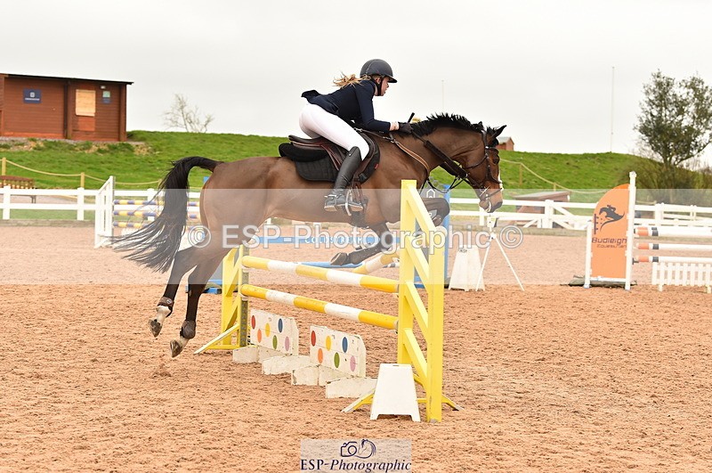 240210A-144002-01583 - Cls 12-14 Children on Horses