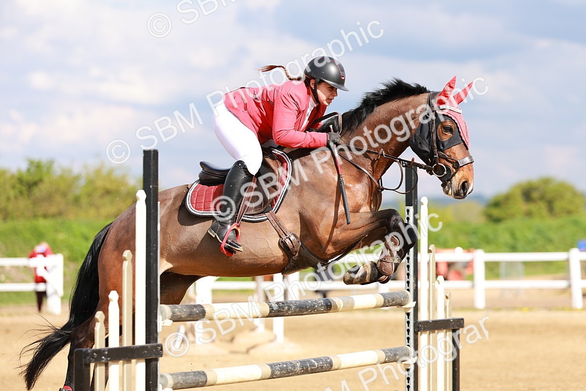 SBM_002406 - Class 5 - Senior Foxhunter - 1.20m