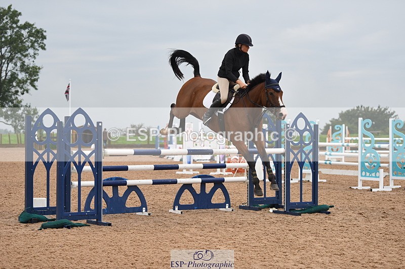 230916A-103556-03848 - Cls 14 Snr Foxhunter