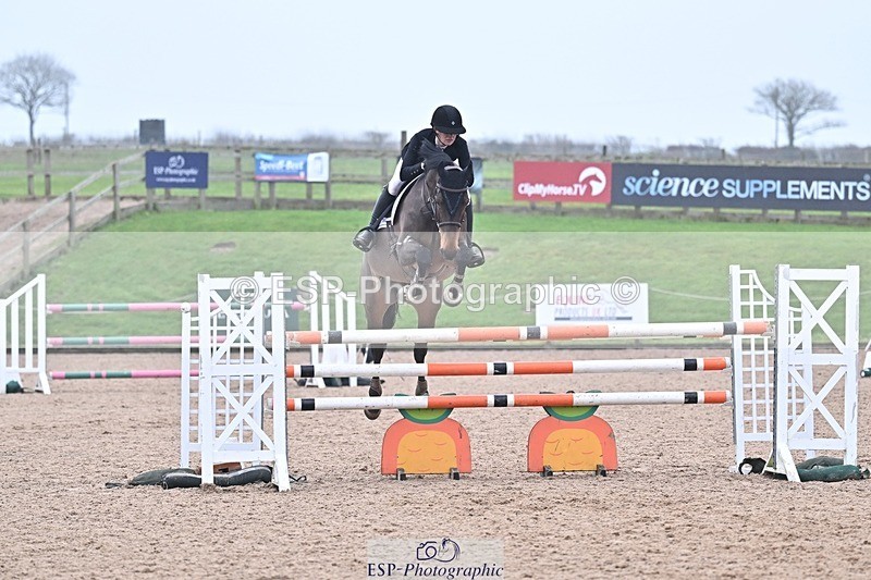 260114-135602-00498 - Cls 5 Foxhunter and 1.20m