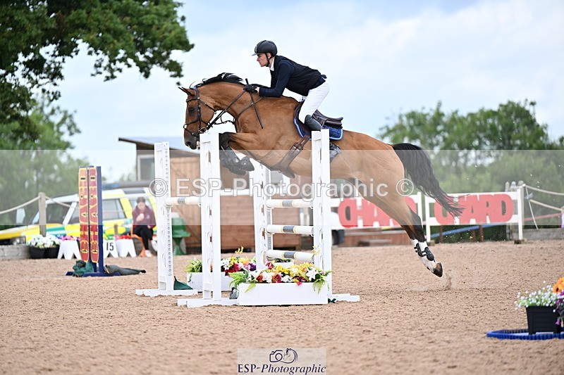 240726A-134340-01491 - Cls 3 Snr Foxhunter