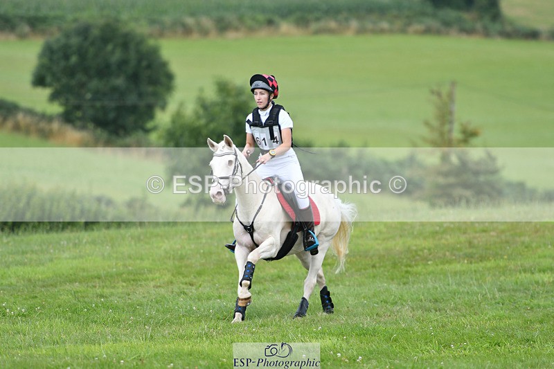 240804-162605-17389 - 614-Jessica_Lee-TULLY_FLOWER