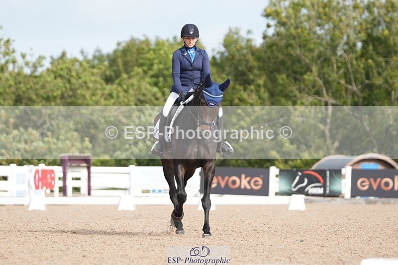 250906-103618-01289 - 033-Caroline.HeardNever.Wait