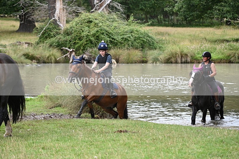 WJ7_3619 - Time at Water 12:15 to 12:50