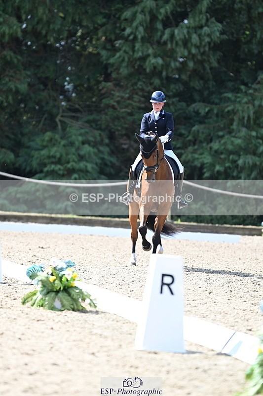 250810A-110607-05709 - 071-Abbie.NewburySeagry.Viceroy