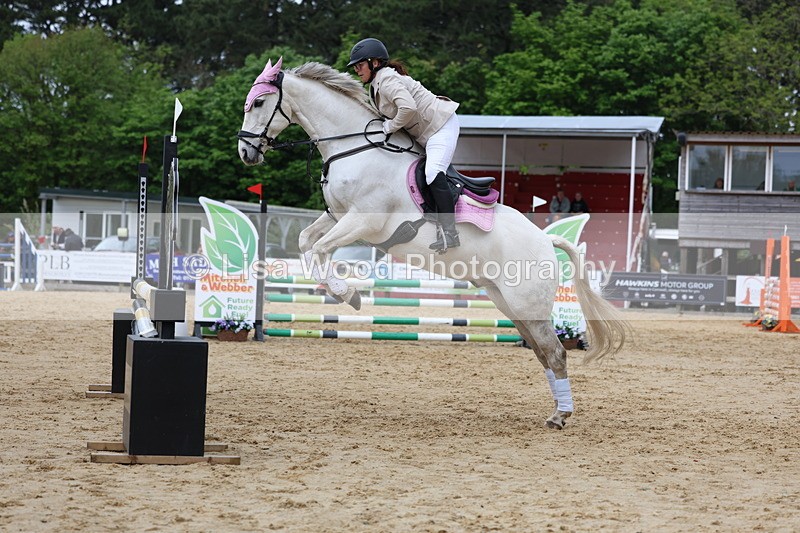 3E7A6284 - Class 4: Senior British Novice/90cm open