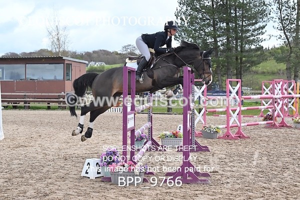 BPP_9766 - CLASS 18 SUN Ron Brady SporthorsesRHS