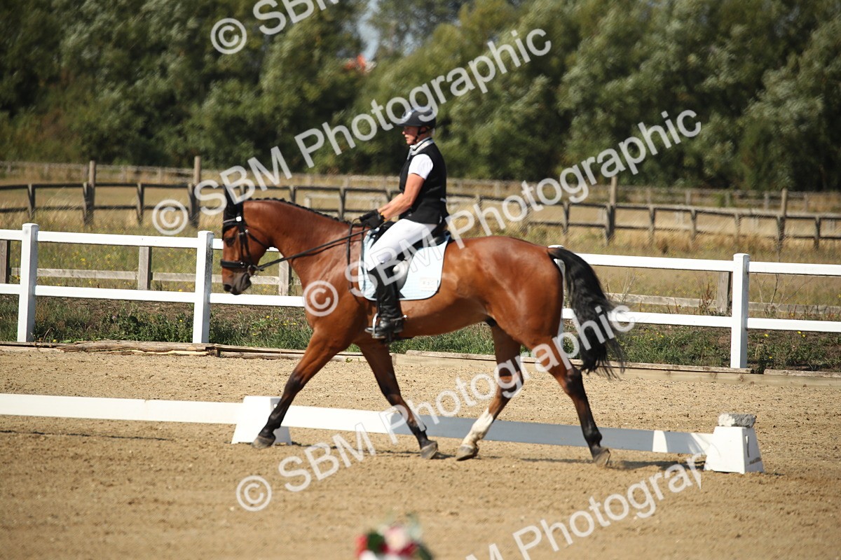 SBM_004144 - Class 11 - Novice 5 - 10.24-11.20