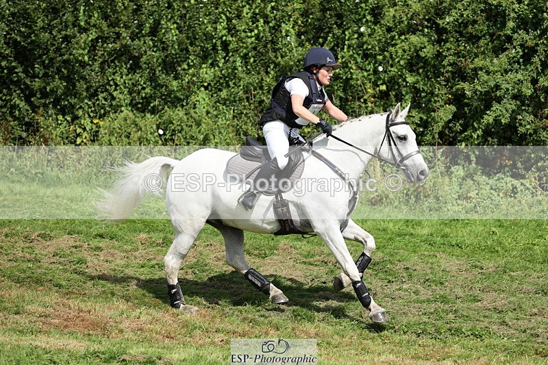 240811A-104522-01523 - 004-