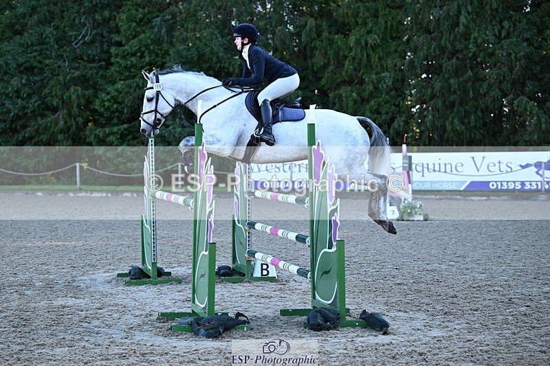 251024A-094524-06210 - B-109-Zoe.Davies