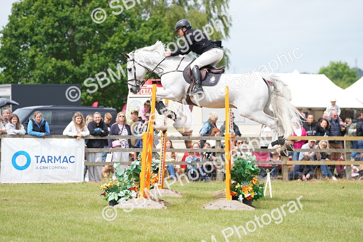 SBM_06521 - Class 202 - National 1.40m Open