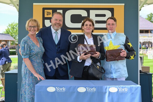 yr11062022r3-52 - Race 3 2.35pm The JCB Stakes