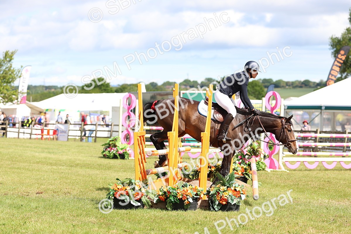 SBM_13529 - Class 206 - Senior Newcomers - 1.10m Open