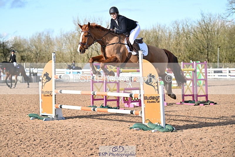 240224A-152242-04116 - Cls 15 Foxhunter and 1.20m Open