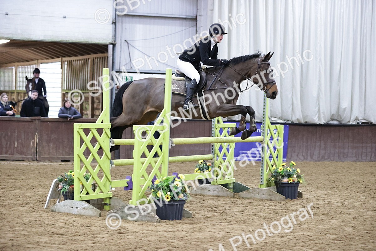 SBM_000591 - Class 3 - Nupafeed Supplements Senior Discovery/ 1m Open