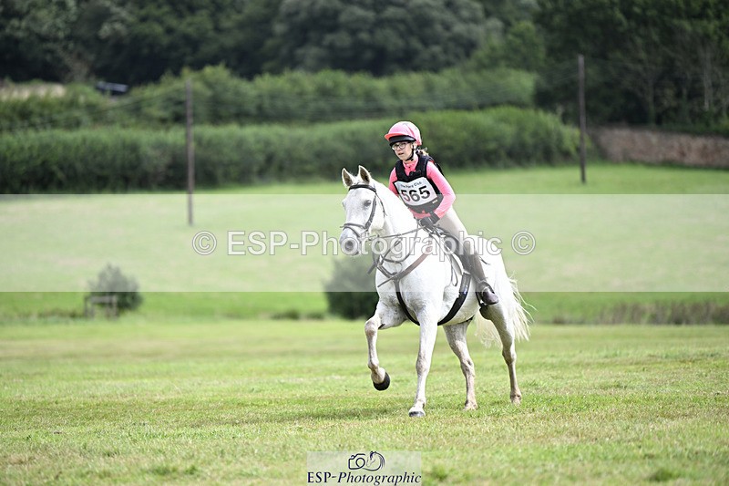 240825X-115743-32666 - 70cm XC 11.00 to 12.00