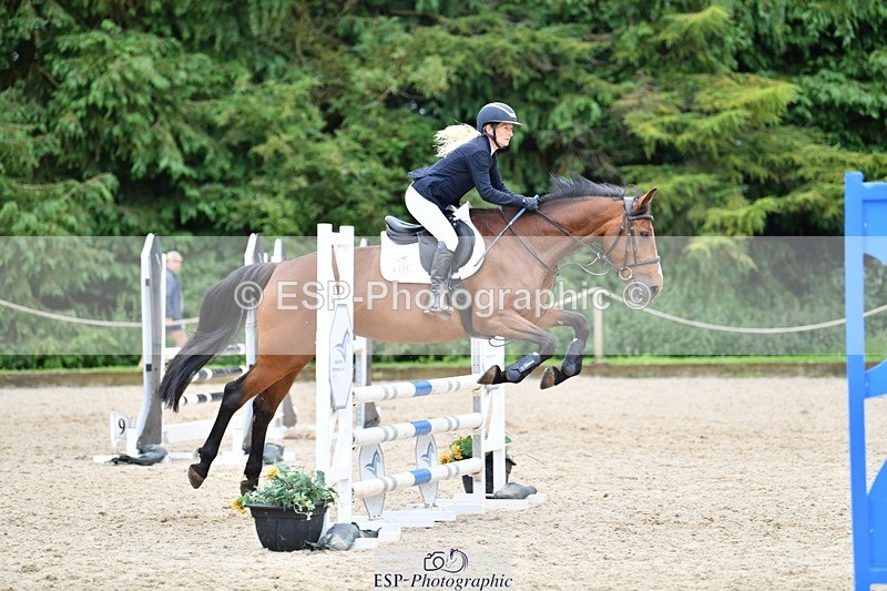 240712-100635-32672 - Cls 137 British Novice and 90cm Open