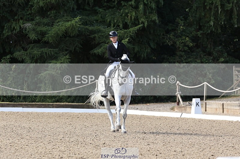 250809A-100254-02274 - 039-Jane.GilbyHugo.Holunder