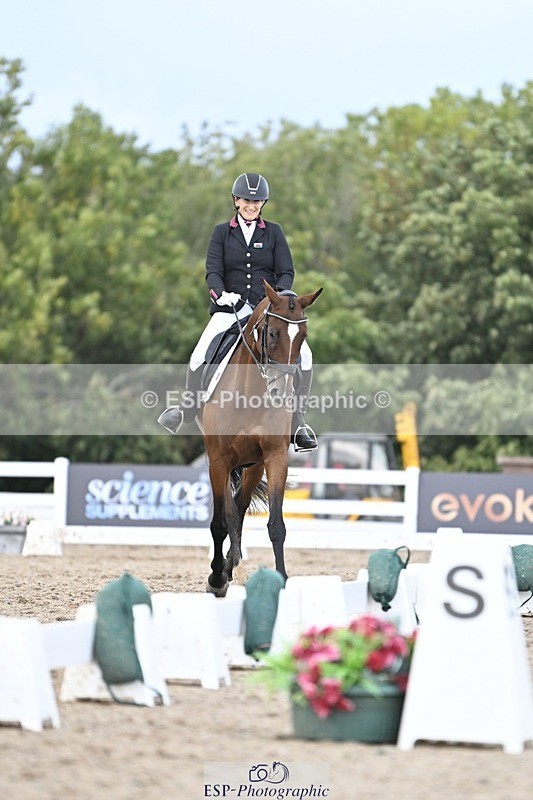 250907-163345-10657 - 111-Kerry.BevanKardashian