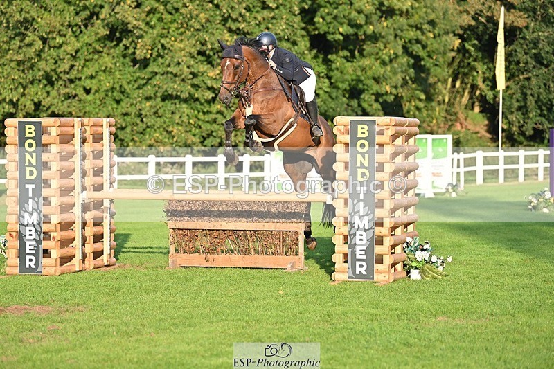 230909-181750-08044 - Cls 14 Snr 1m Derby