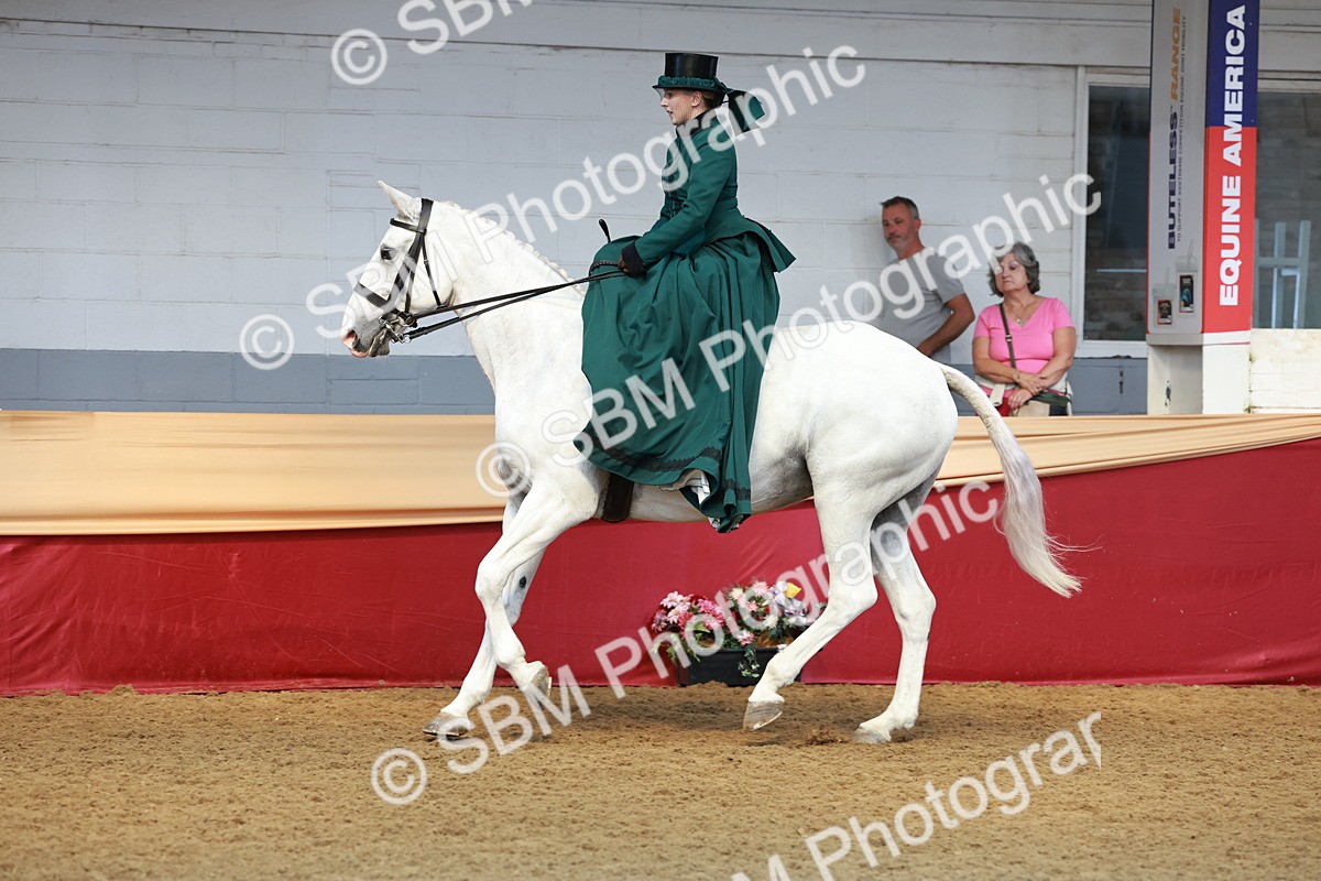 SBM_13588 - Class 105 - Ridden Costume - Side Saddle