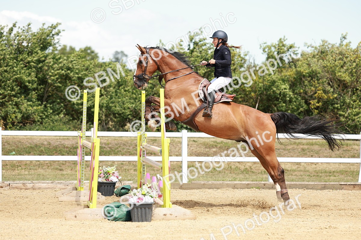 SBM_007551 - Class 3 - Senior Newcomers - 1.10m Open