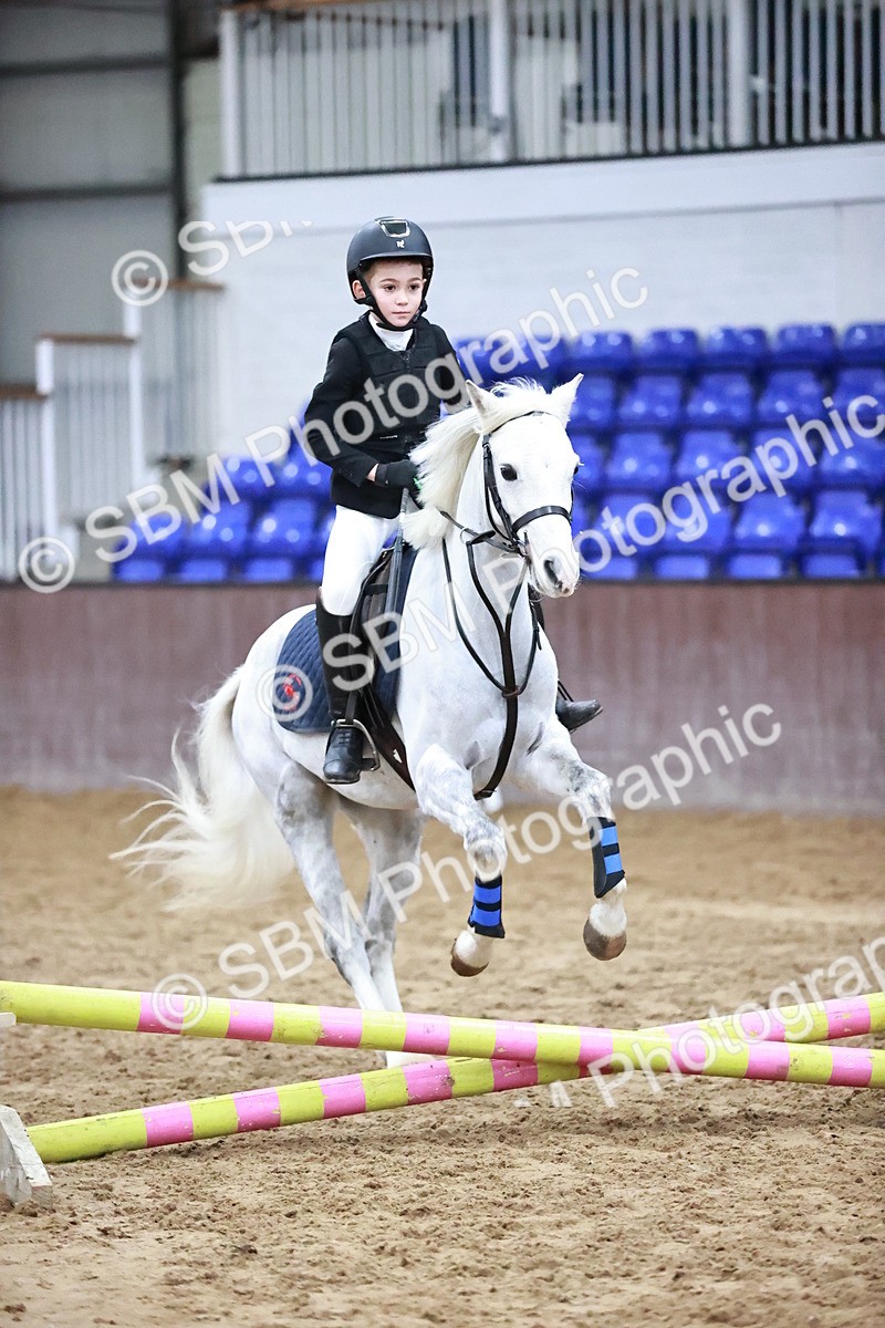 SBM_000199 - Class 1 - Cross Pole Jumping 30cm 40cm