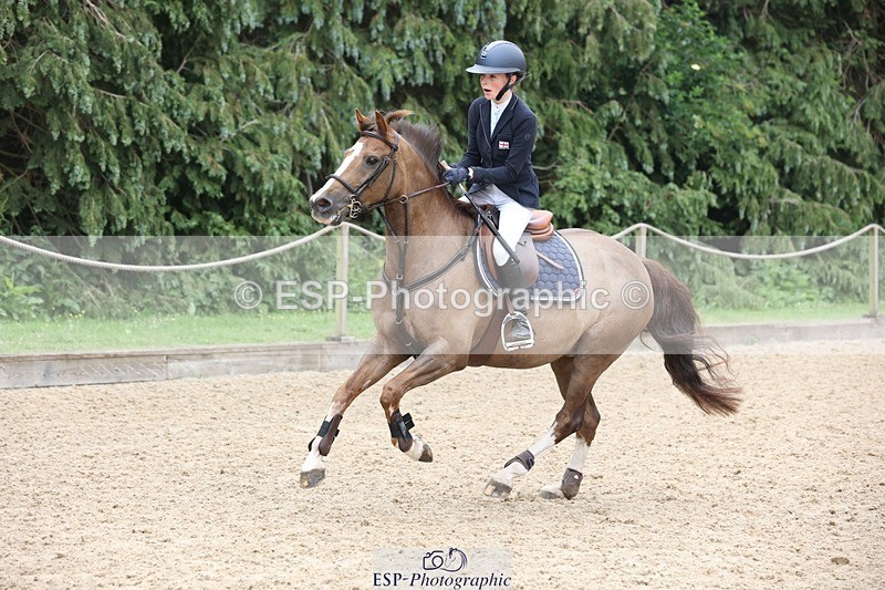 230618-101028-09984 - Cls 19 Pony Intro 1m