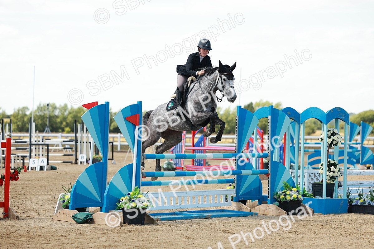 SBM_007480 - Class 3 - Senior Newcomers - 1.10m Open