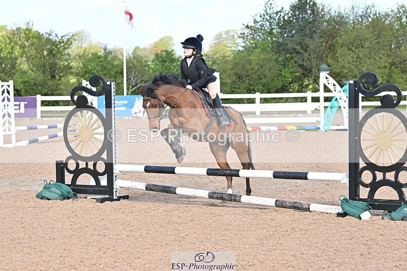 240504A-091921-00085 - Cls 11 Clear Round 50cm