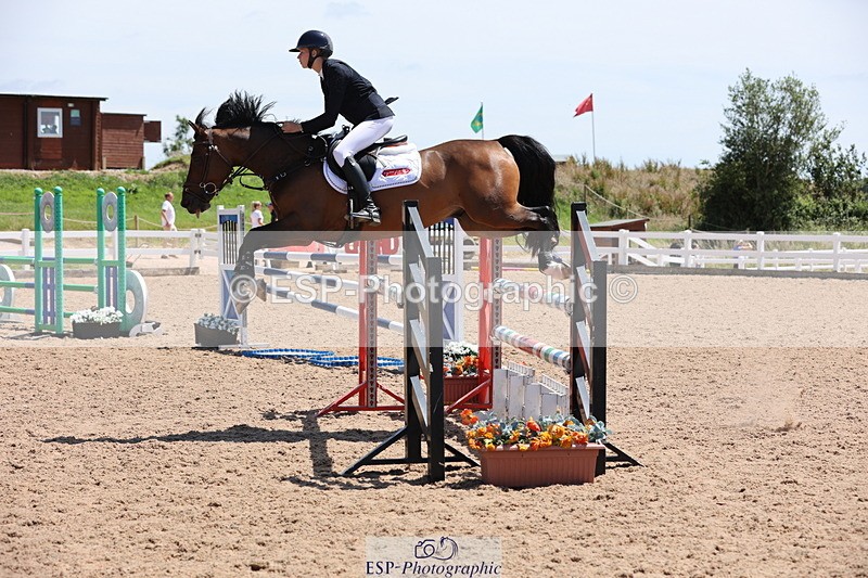 240629A-135743-06631 - Cls 19 Foxhunter and 1.10m Open
