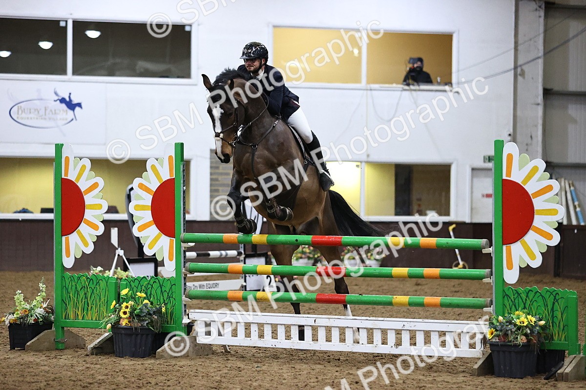 SBM_2719 - Class 9 - Senior Newcomers/ 1.10m Open