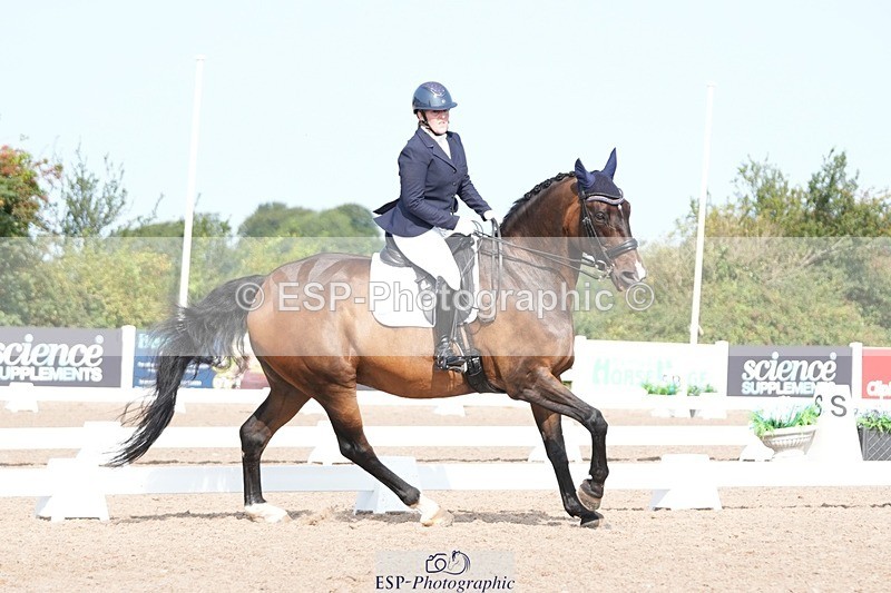 250815-101341-00363 - 008-Deborah.NewmanLegolas