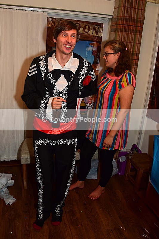 LEE-527 - Lee's 30th