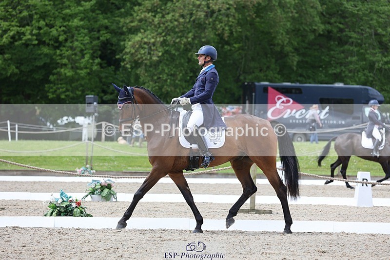 240523-130015-02497 - 301-CAMOUFLAGE-Alexander_Bragg