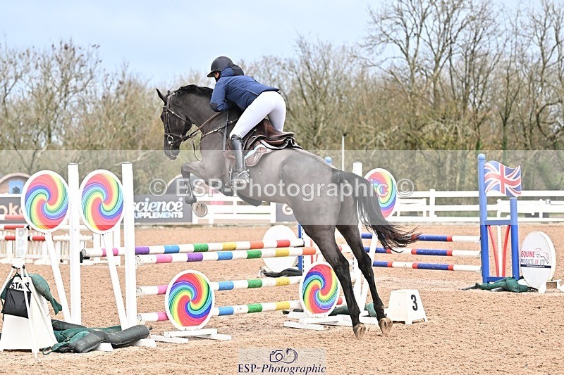 251119-095445-00037 - Cls 1 British Novice and 90cm Open