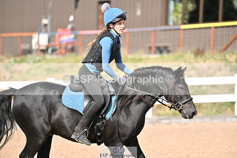 250821B-155355-00635 - Group B - Danielle