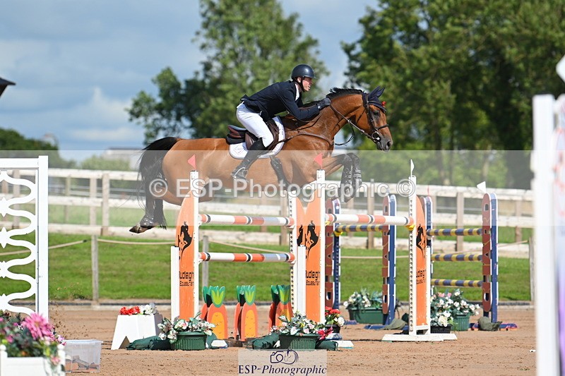 230721A-163017-07718 - Cls 10, 2 Star Big 1.45m Break to End