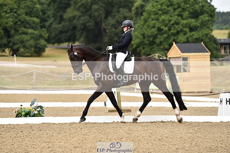 140110A-003042-10634 - 124-Latisha.Nazaruk-Southern.Cross.Brunei