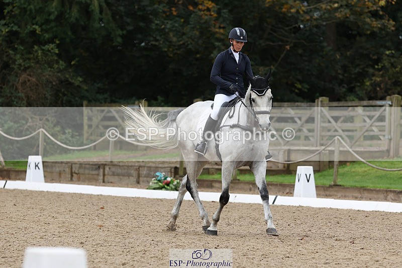 241024-104047-01637 - 143-Courtney.Romcke-KILBALLYBOY.SURPRISE