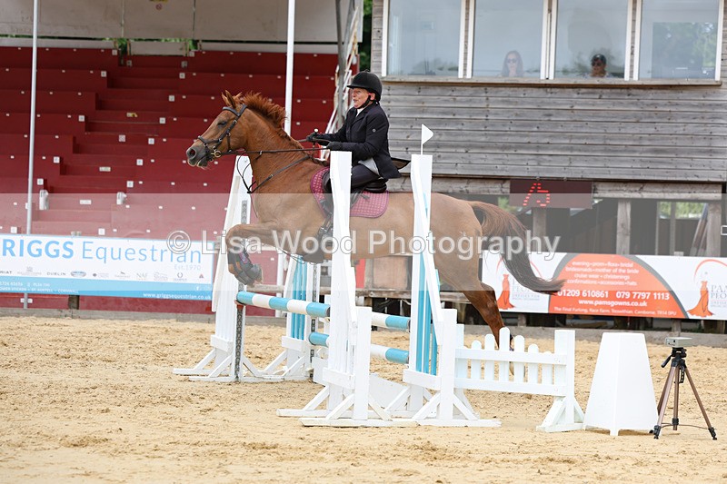 3E7A5017 - Class 9: 80cm Senior