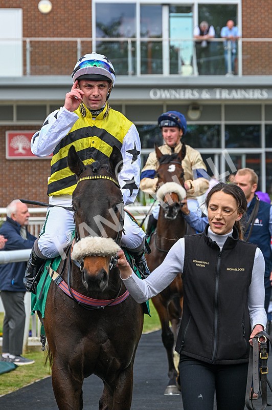 020526-Race 1-Arapaho Gold-8985 - Race 1 1.35pm Steve Poskitt's 60th Birthday Restricted Maiden Stakes