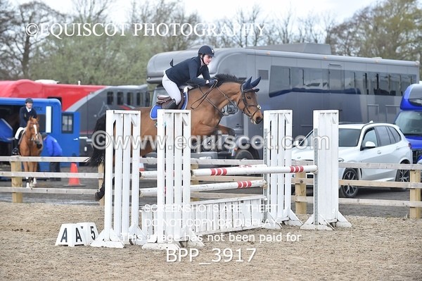 BPP_3917 - CLASS 4 Senior Newcomers/ 1.10m Open